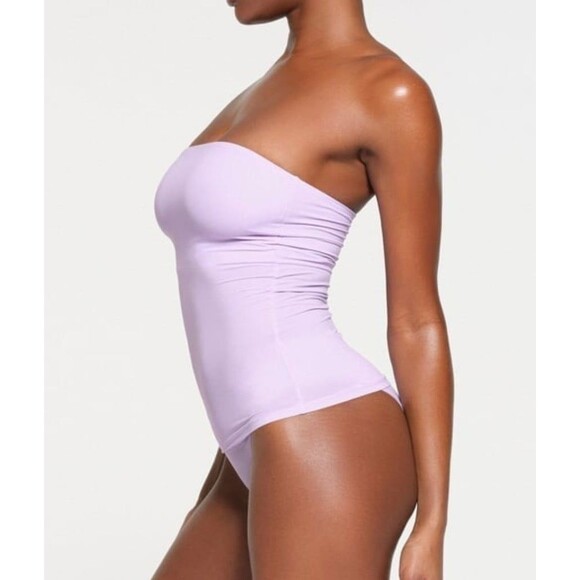 Skims fits everybody tube top - Picture 3 of 4